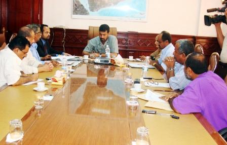 اجتماع هيئة محلي عدن برئاسة د. الجفري